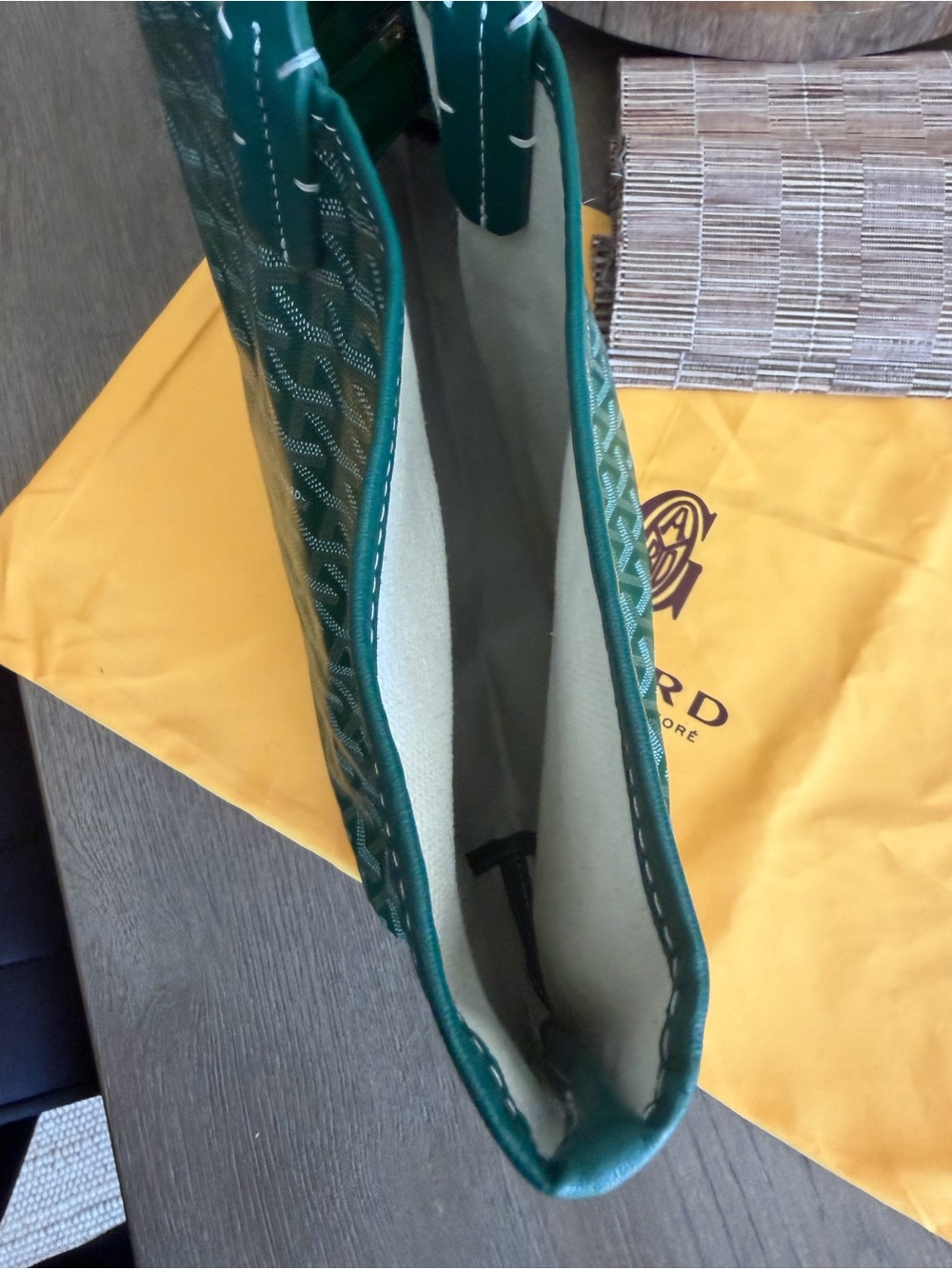 Green Tote with Matching Pouch - Picture 11 of 13